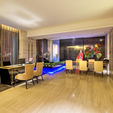 Longda Hotel Changchun Buitenkant foto